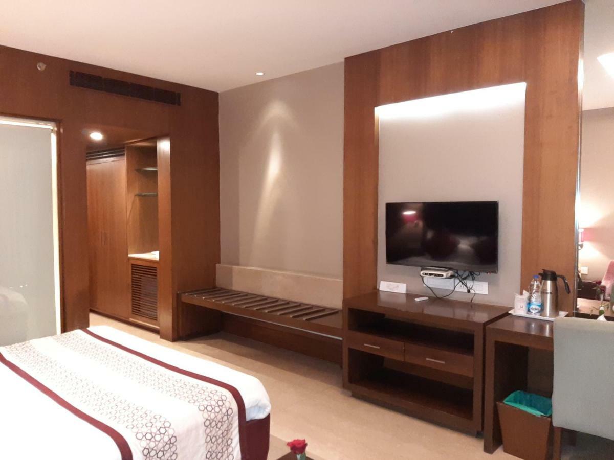 Mountview Hotel 5*